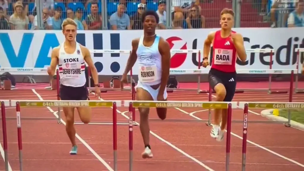 ‘Se le sale todo’: Chris Robinson gana carrera y su video se vuelve viral