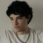 Novia de Julián Serrano: quién es su pareja actual, edad y biografía