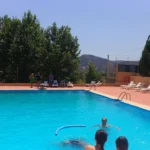 Reto viral de defecar en piscinas obliga al cierre de más de 300 instalaciones