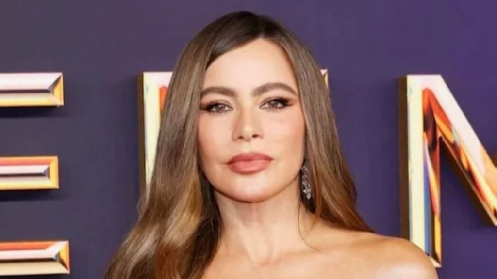 Sofía Vergara y empresario 14 años menor desatan rumores con nuevas fotos