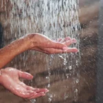 ¿Es necesario bañarse todos los días?: Experto de Harvard aclara mitos y verdades