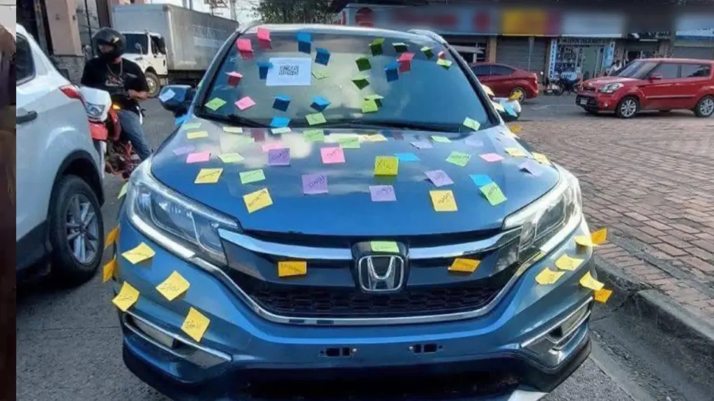 ‘Perro’, ‘traidor’: dejan mensajes a conductor acusado de infiel en Puerto Cortés