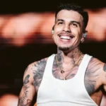 “Soy la máscara rosa de Rauw Alejandro”: así puedes resolver el enigma en Instagram