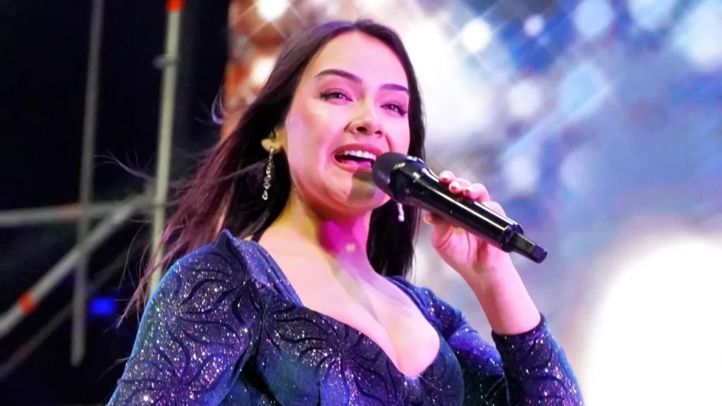 Alanys Lagos edad Wikipedia: biografía, pareja y de dónde es la cantante