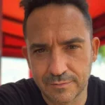 Carlos Bayona pareja actual: biografía, hermano, edad y Wikipedia