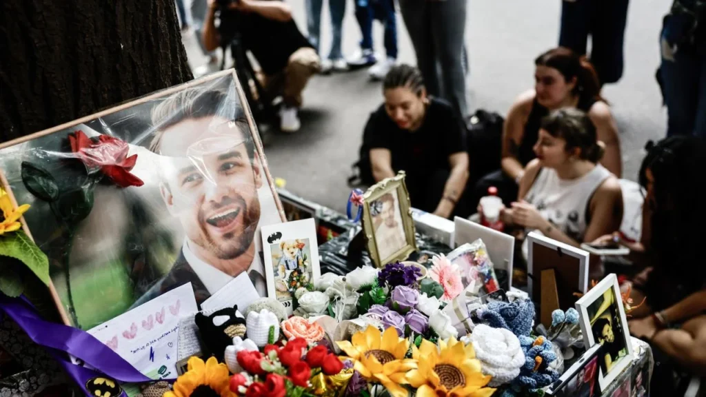 Rinden homenaje a Liam Payne tras un año de su muerte en Buenos Aires