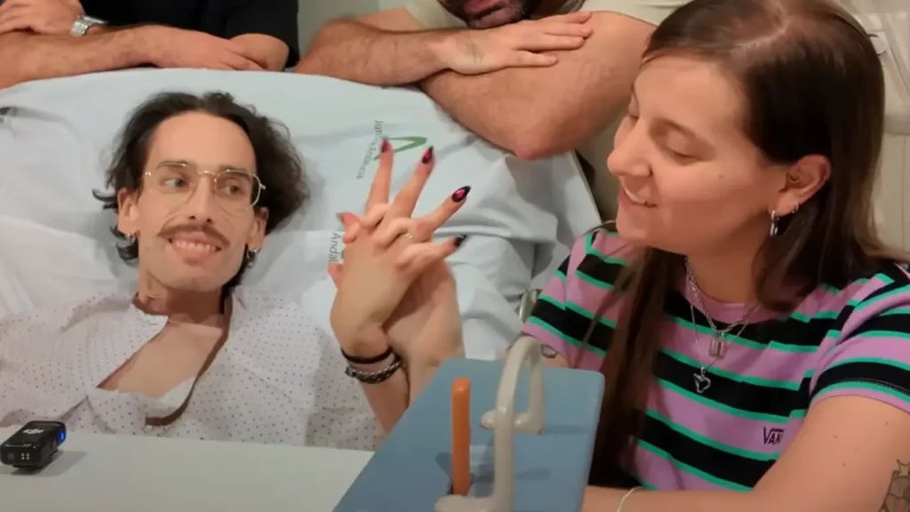 Muere el influencer Juan Jyoza una semana después de casarse en el hospital