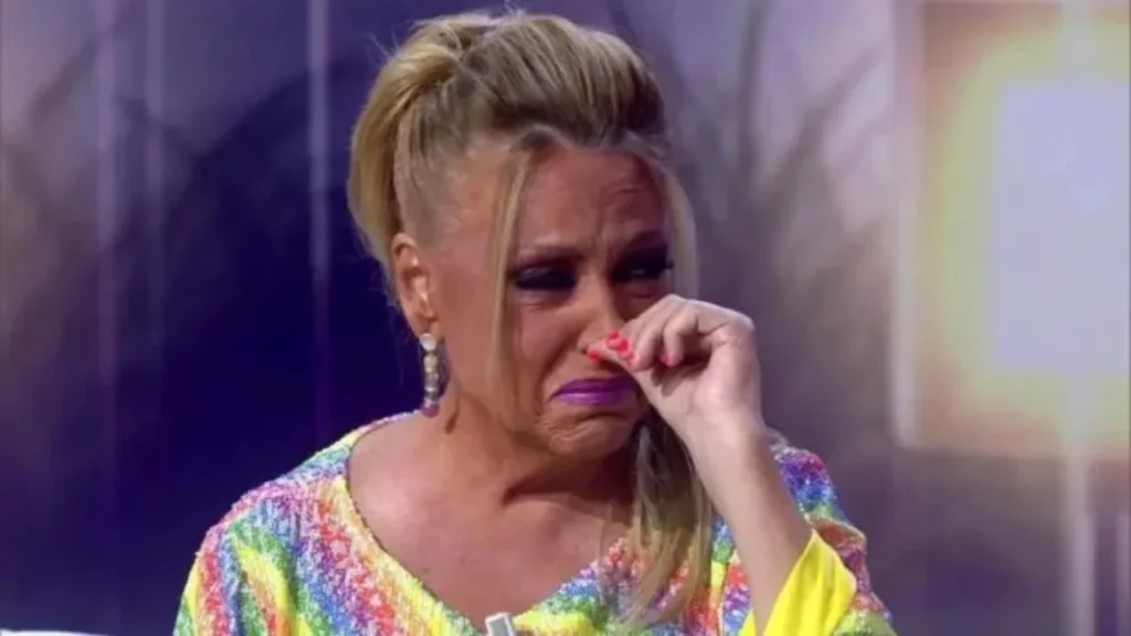 ¿Qué le pasa al marido de Lydia Lozano? enfermedad y cuántos años tiene Charly