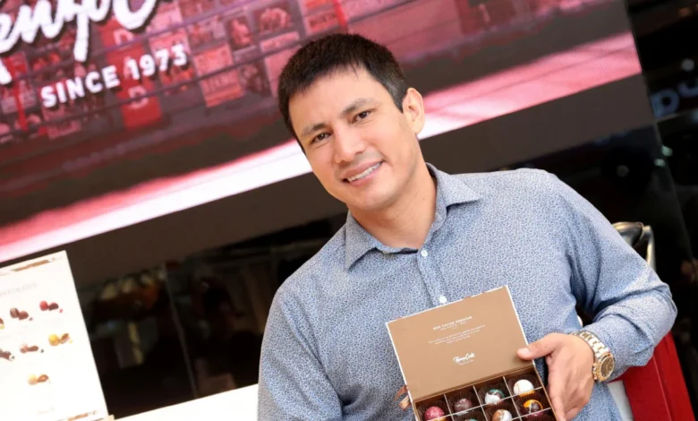 Edad de Renzo Costa: hijos, nombre, biografía, esposa del diseñador