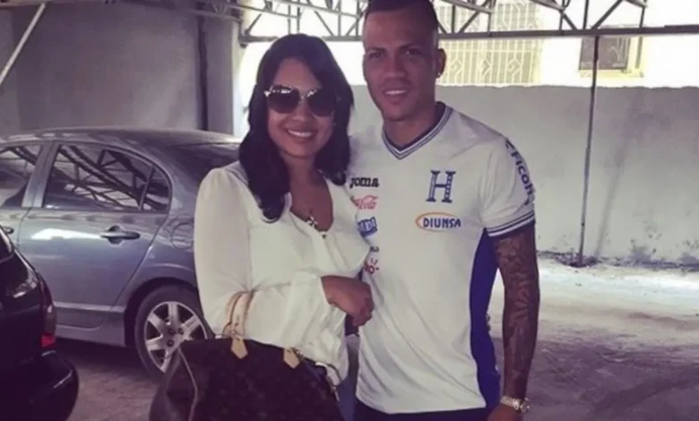 Esposa de Arnold Peralta conmueve con confesión a 10 años de muerte del jugador
