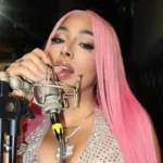 ¿Quién es Karola? La nueva concursante que sacude La Casa de los Famosos