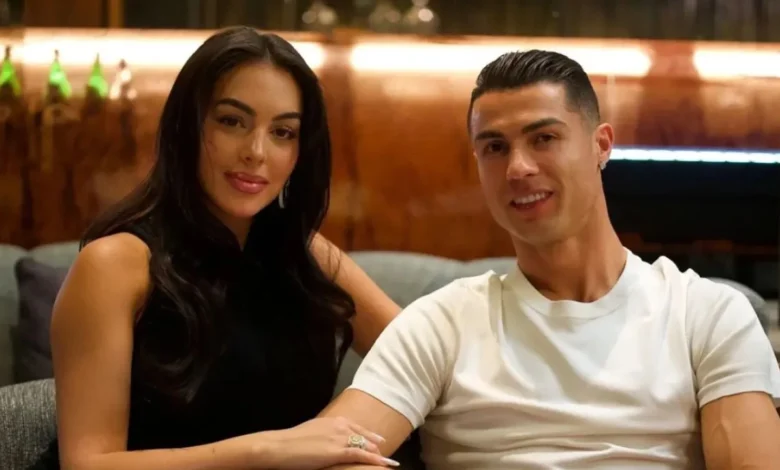 La lujosa foto de 17 millones de euros que publican Cristiano y Georgina Rodríguez
