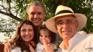 ¿Cuántos hijos tiene Paloma Valencia? ¿Quién es Amapola Rodríguez, su hija?