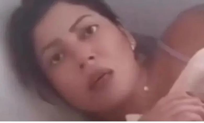 VIDEO: Menor graba a su madre con otro hombre: '¿Quién es ese tipo?'